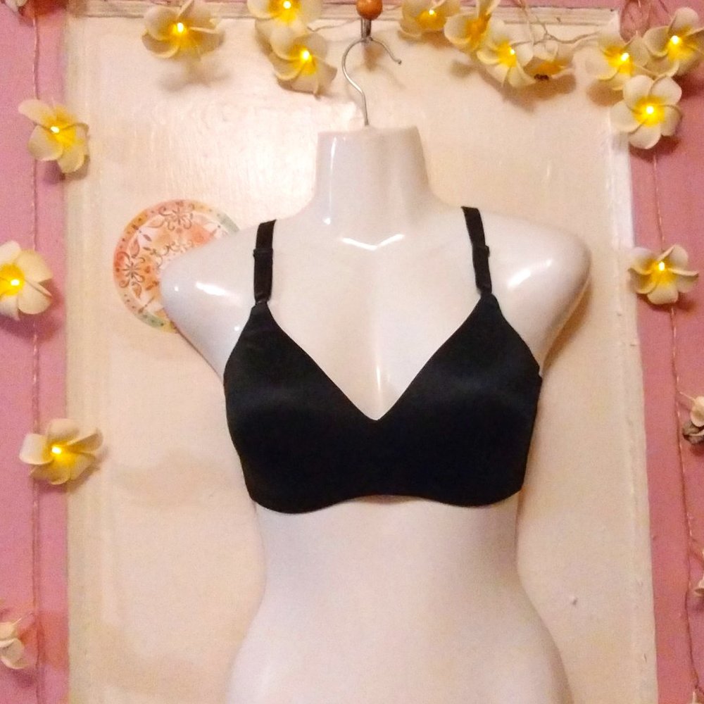Warners (38B) Underarm-Smoothing Comfort Wireless Lightly Lined T-Shirt Bra - Picture 1 of 7